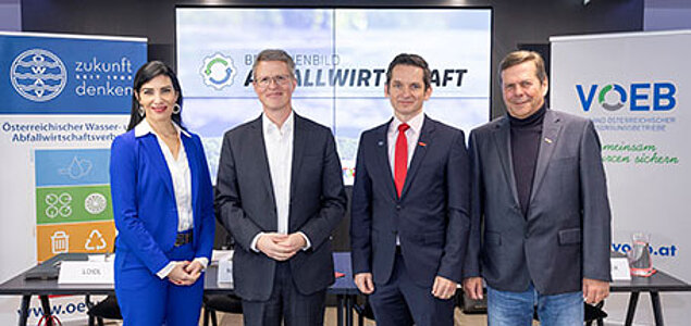 v.l.n.r. Alexandra Loidl (VÖA), Martin Niederhuber (ÖWAV), Andreas Opelt (VOEB), Harald Höpperger (WKO)